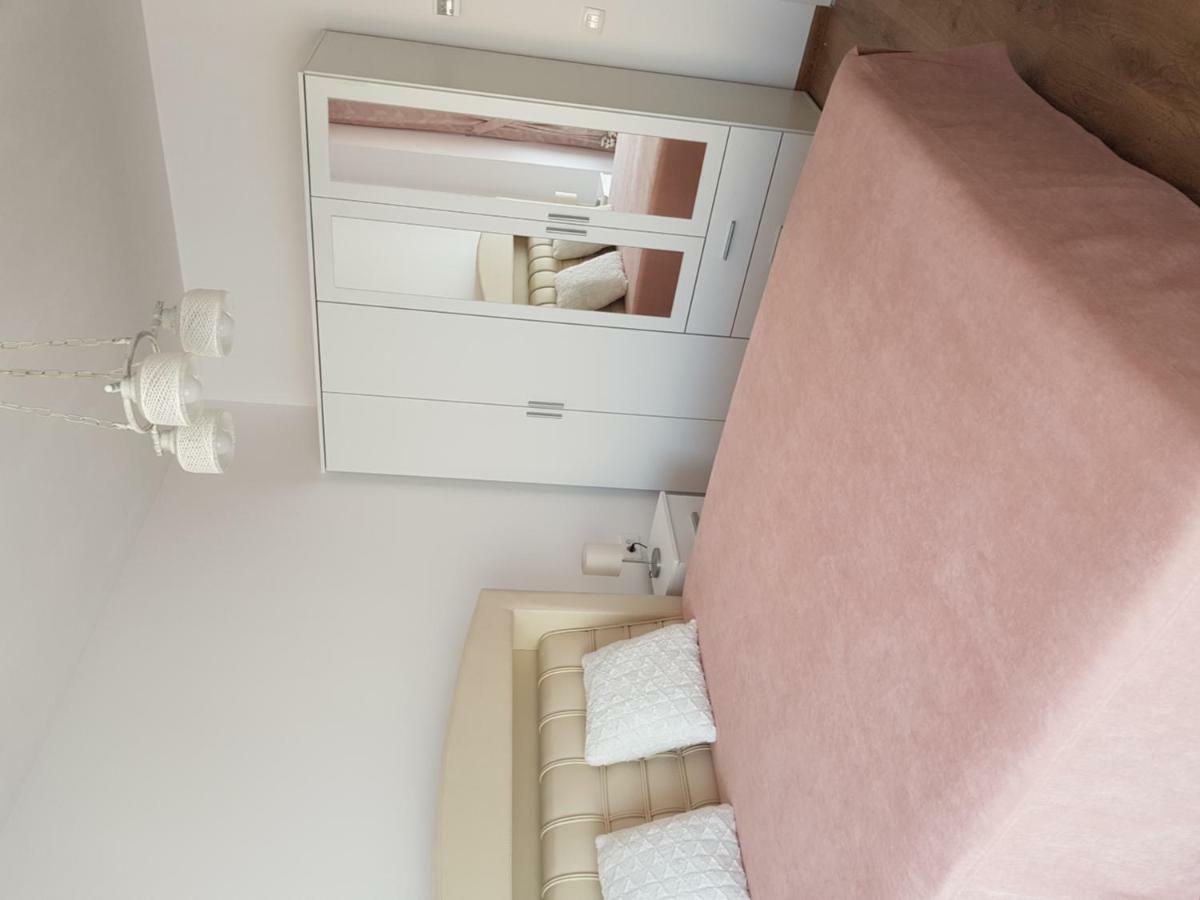 Apartament Monadin 3 Brasov Luaran gambar