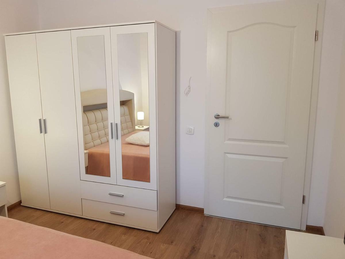Apartament Monadin 3 Brasov Luaran gambar
