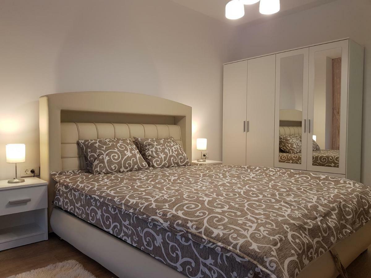 Apartament Monadin 3 Brasov Luaran gambar